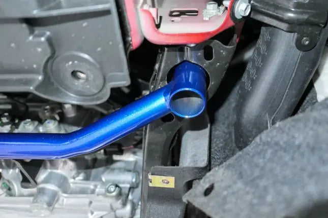 Hardrace - esiradiaatori tugivarras Toyota Yaris / Vitz
