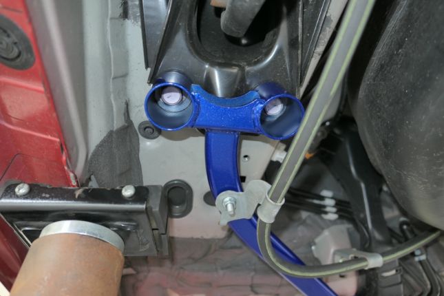 Hardrace - Toyota Yarise / Vitz tagumine alumine esilatt