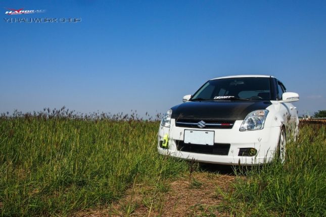 Hardrace - esiamordi tugivarras Suzuki Swiftile