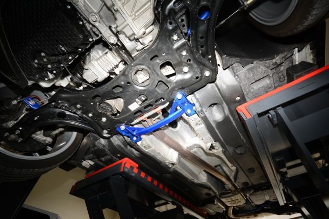 Hardrace - Middle Lower Brace Skoda Kodiaq, Volkswagen Golf