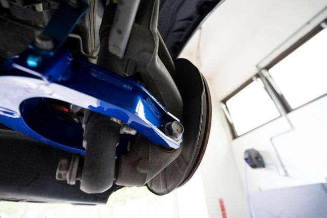 Hardrace – tagumise varba komplekt Toyota Alphard