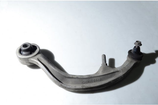 Hardrace - esimese pingutusvarda puks Infiniti G-seeria, Nissan Skyline, Z-seeria