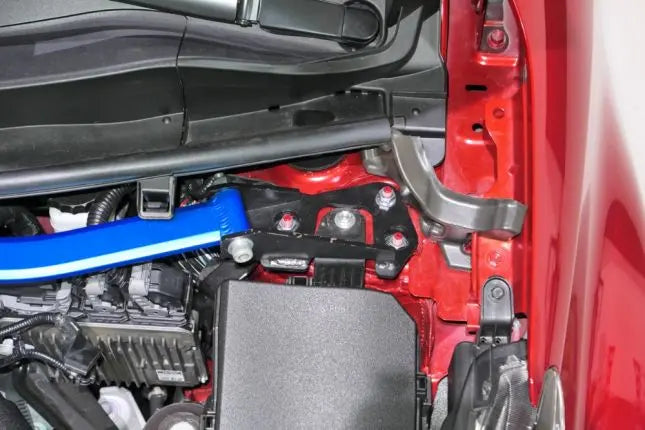 Hardrace - Front Strut Brace Toyota Yaris / vitz