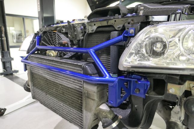 Hardrace - esiistme tugivarras Mitsubishi Lancer Evolution