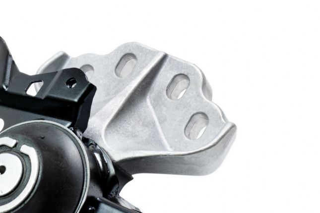 Hardrace - Left Side Transmission Mount Toyota Yaris / vitz