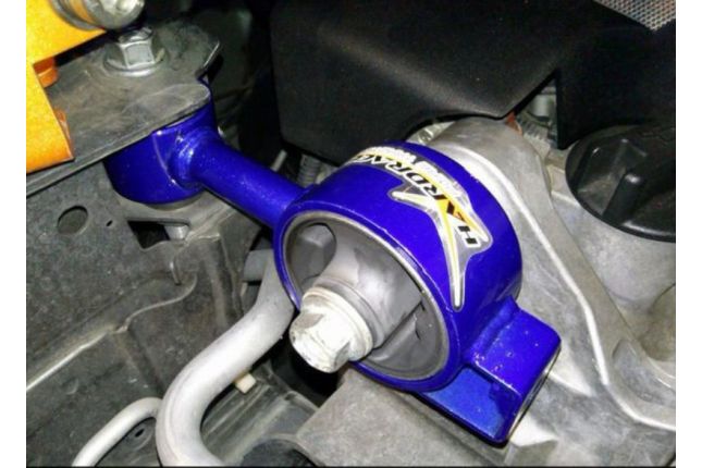 Hardrace - parempoolne mootori pöördemoment Mount Nissan Cube, Livina, Tiida