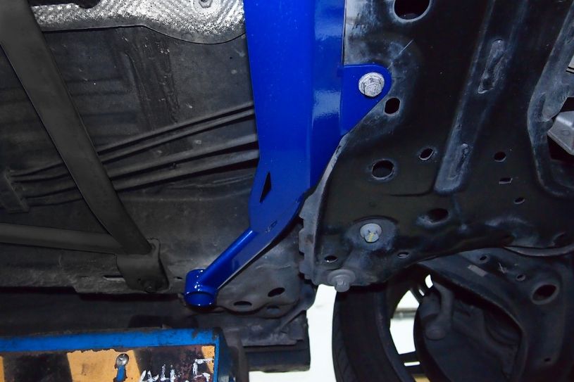 Hardrace - Middle Lower Brace Ford Fiesta