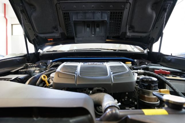 Hardrace - esiamordi tugivarras Subaru Levorg, WRX