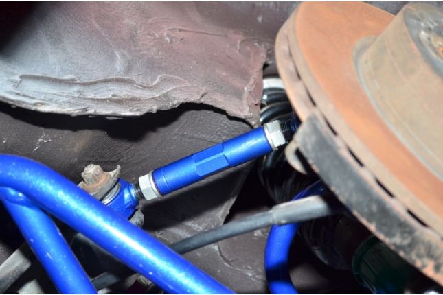 Hardrace - Rear Traction Rod Infiniti Q45, Nissan 240SX, Skyline, Z-series