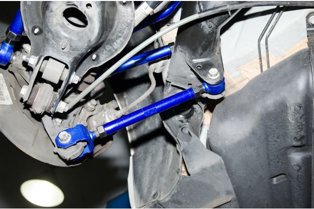 Hardrace – tagumine haakehoob Bmw