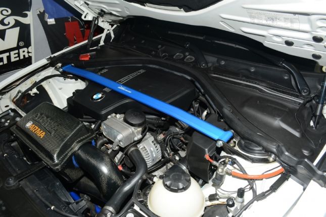 Hardrace - esiamordi tugivarras BMW 3. seeria