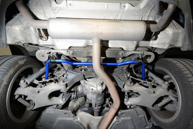 Hardrace – tagumine õõtsvarras Bmw X5, X6