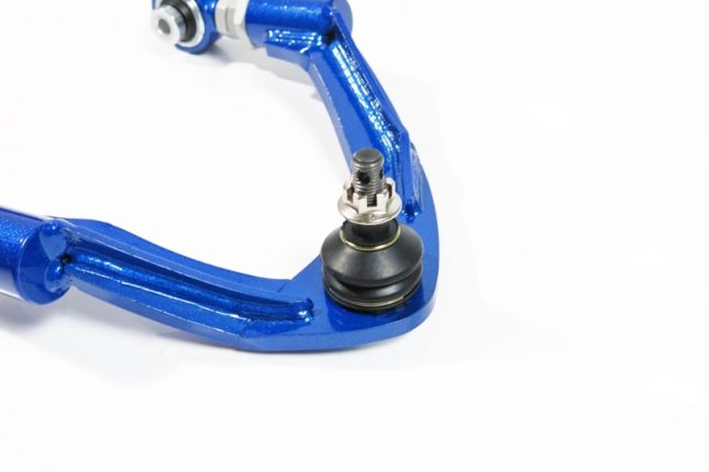 Hardrace - esimene õõtshoob Lexus GS, IS