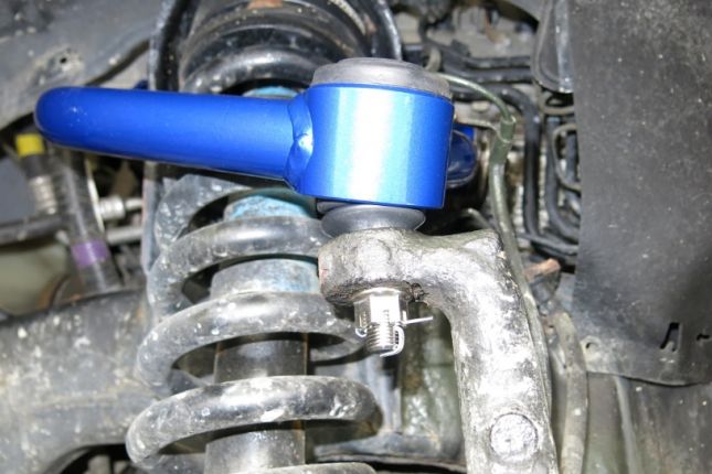 Hardrace - Toyota Tundra esimene ülemine õõtshoob
