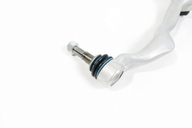 Hardrace - Esimene alumine õõtshoob - Eesmine BMW