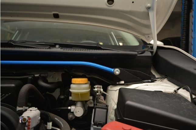 Hardrace - esiamordi tugivarras Subaru Forester, Impreza, XV