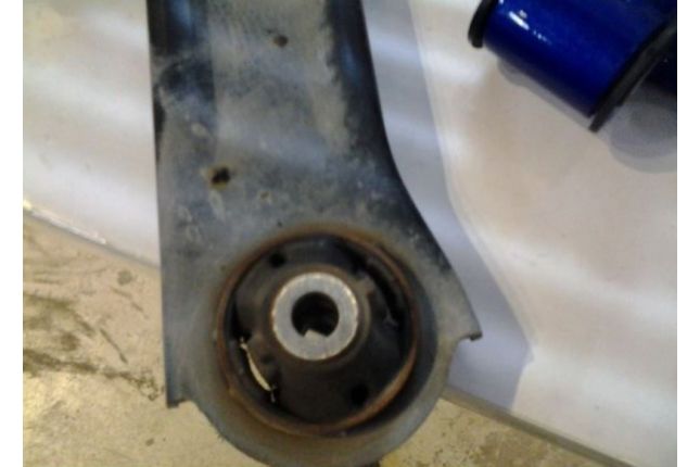 Hardrace - Nissani esimene alumine õõtshoob