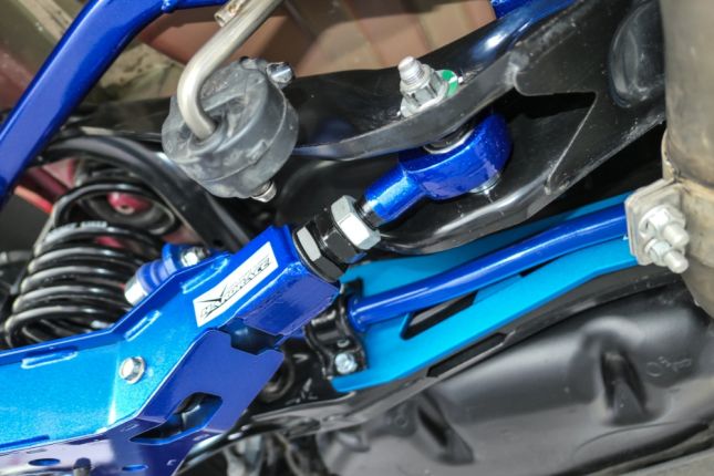 Hardrace - Honda Civicu tagumine alumine õõtshoob 