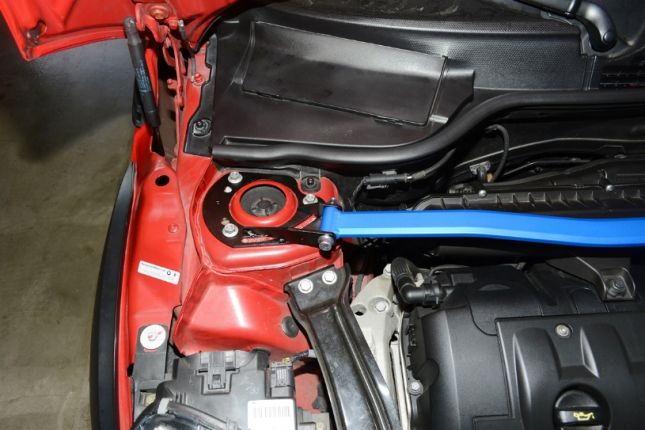 Hardrace – Esisilla jäikustala Mini Cooper