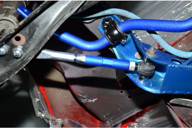 Hardrace - sepistatud esipinguti varras Nissan 240SX, Skyline