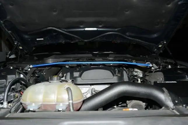 Hardrace - esiamordi tugivarras Ford Mustangile